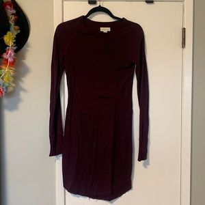 aritzia burgundy longsleeve dress